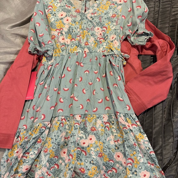 Vince Camuto 2Piece Set - Picture 2 of 2